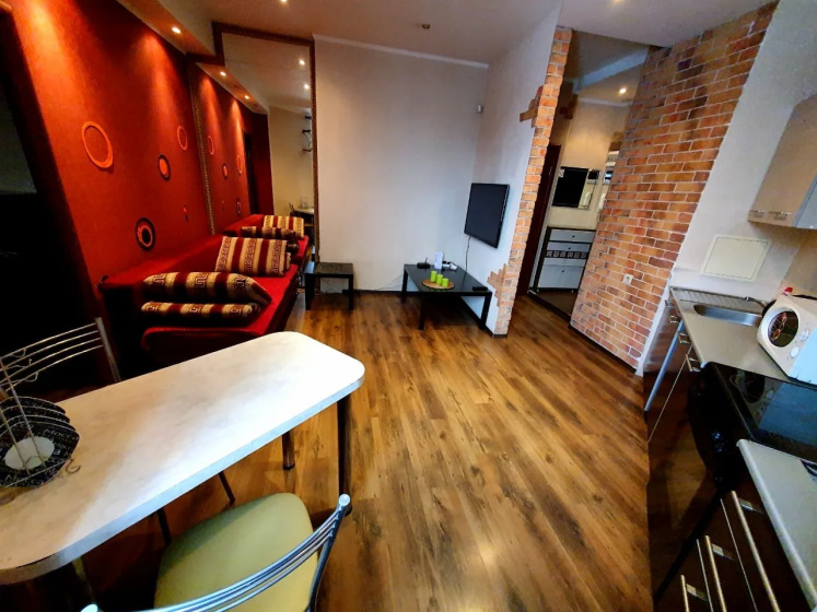 Цены на Kirova 12 Moj Hotel Apartments в Новокузнецке