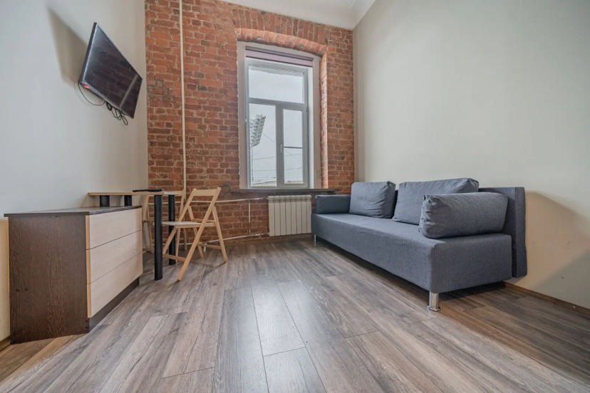 Цены на Квартира Студия 19 м² в центре Питера с видом на Неву в Санкт-Петербурге