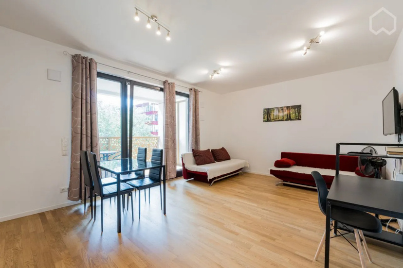 Апартаменты New apartment in centre of Mitte — отель с удобствами в Берлине