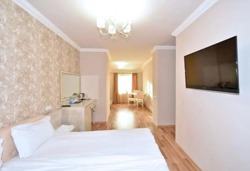 Otel' Homestay — отель с удобствами в Ереван