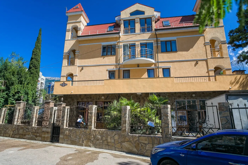 Отель Strela — забронировать отель в Ялта