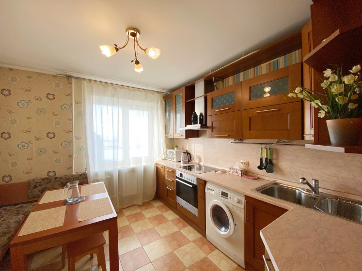 Цены на Apartamenty na Tigrovoj 16 v centre s vidom na more в Владивостоке