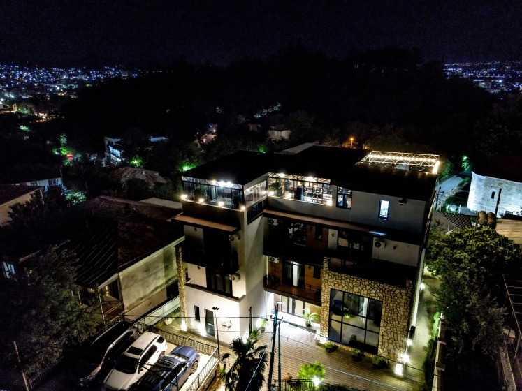 Otel' Hill Hotel Kutaisi — отель с удобствами в Кутаиси