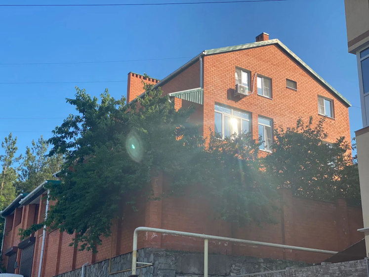 InGelendzhik — забронировать отель в Геленджике