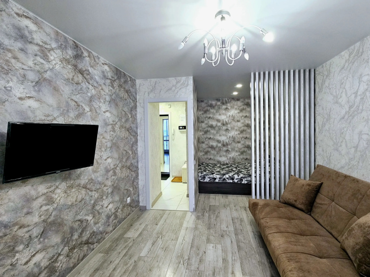 Цены на Apartamenty na Vysote Ptic'ego Poleta в Чебоксарах