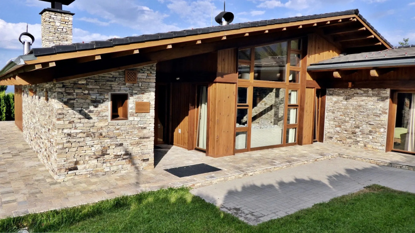 Pirin Nest Villas 4 — отель в Банско, Болгария