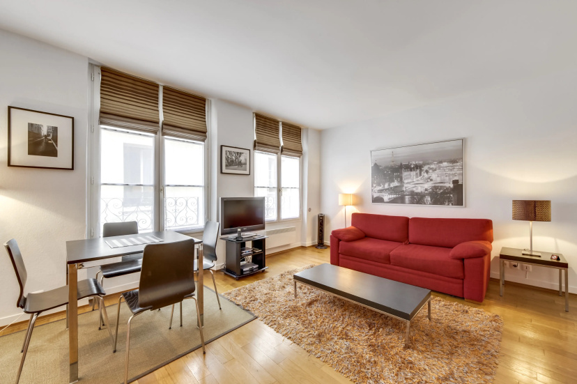 Цены на Paris Appartements Services в Париже