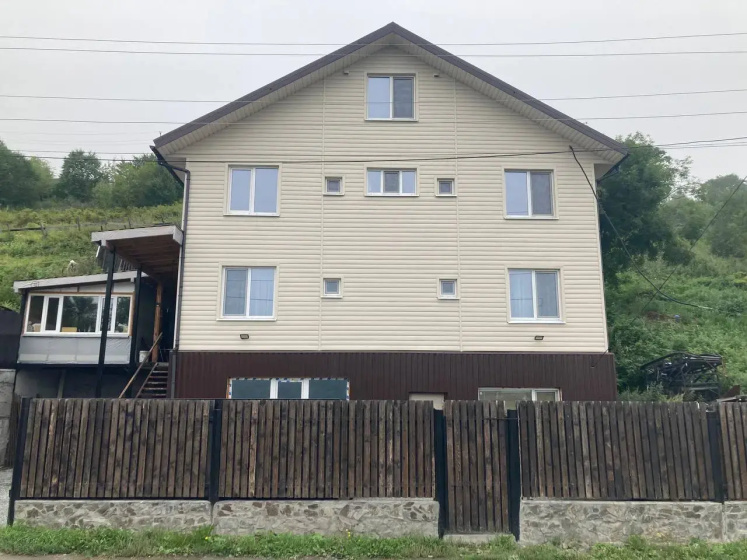 Gostevoj Dom Kraft House Kamchatka — комфортный отель в Петропавловск-Камчатский