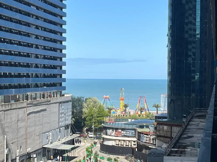 Apartamenty na pervoj beregovoj linii v Apart-Otele Orbi City (Novyj Batumi, Allea Geroev) (610D2) — комфортный отель в Батуми