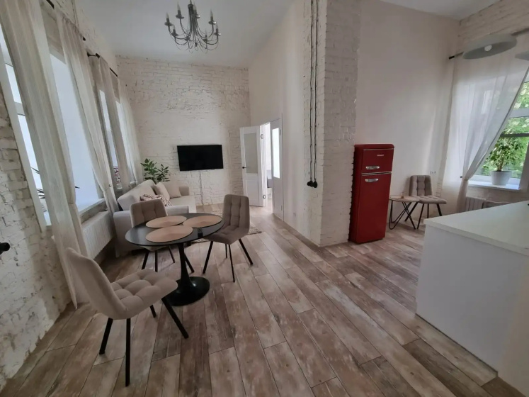 Uutnaa kvartira v stile loft v centre — забронировать отель в Витебске