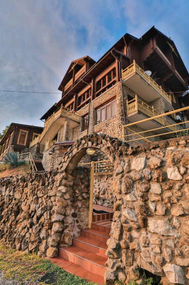 Otel' Villa Akvavizi — отель в Гагра, Абхазия
