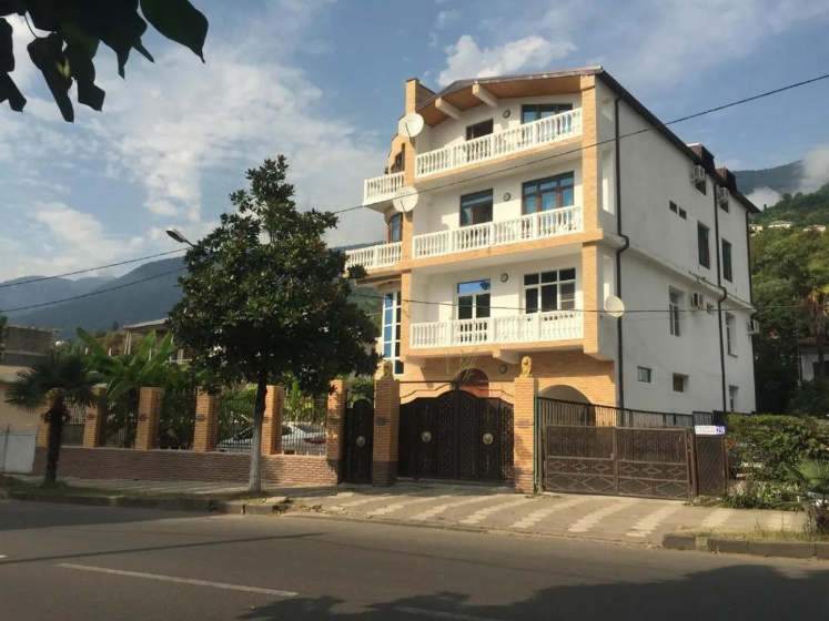 Gostevoj dom Zolotaa villa Bugenvillia — отзывы гостей и цены