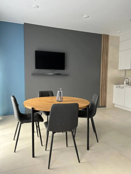 Цены на Апартаменты 1-к. квартира 42 м² 2/10 эт. в Светлогорске