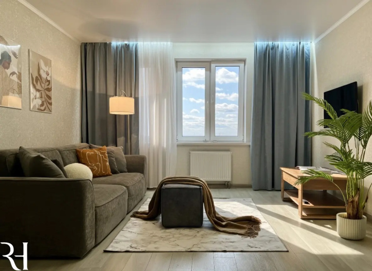 Apartamenty v Zilom Komplekse Smart Plaza — забронировать отель в Уфе