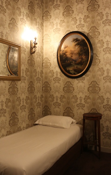 Гостевой Дом Hôtel du Lys — комфортный отель в Париже