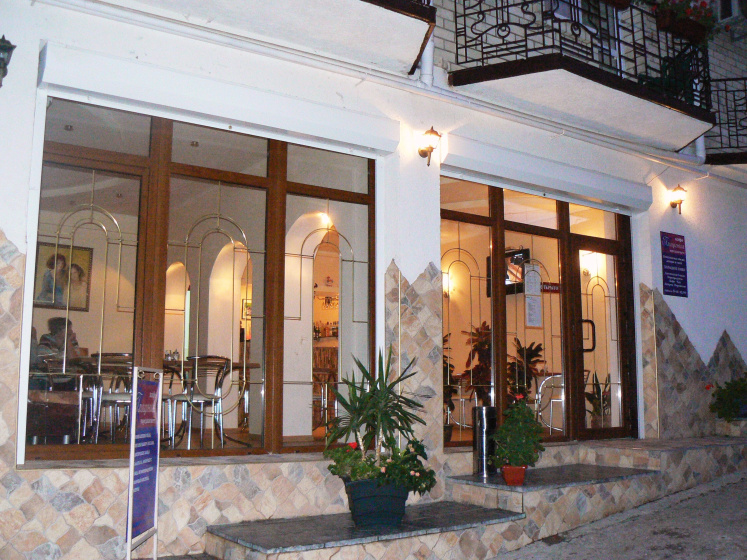 Glitsiniya Guest House — отель с удобным расположением в Феодосия