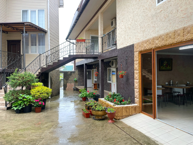 Гостевой дом «Allegro Home» — забронировать отель в Сочи