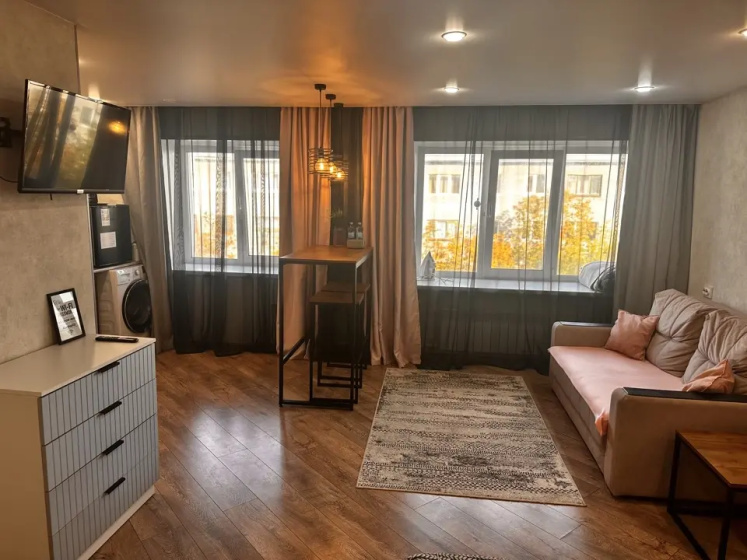 Kvartira Studia v Centre Goroda — забронировать отель в Апатиты