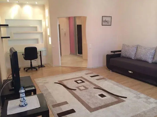 Цены на Gornitsa Apartments в Новосибирске