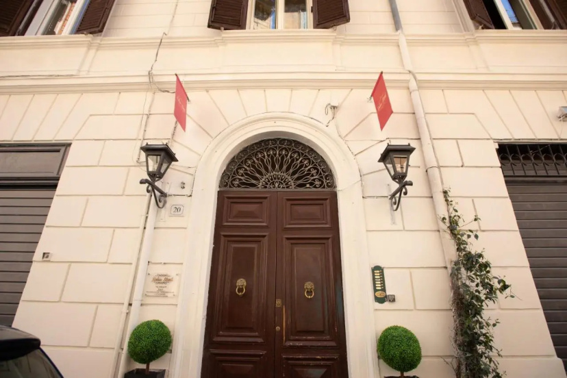 Relais Monti — отель с удобным расположением в Риме