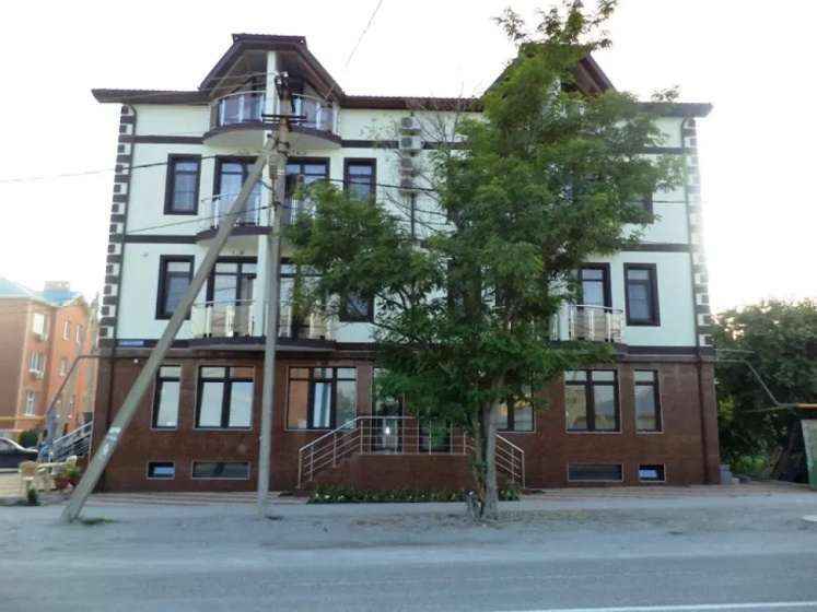 Цены на Ahilles Guest House в Геленджике