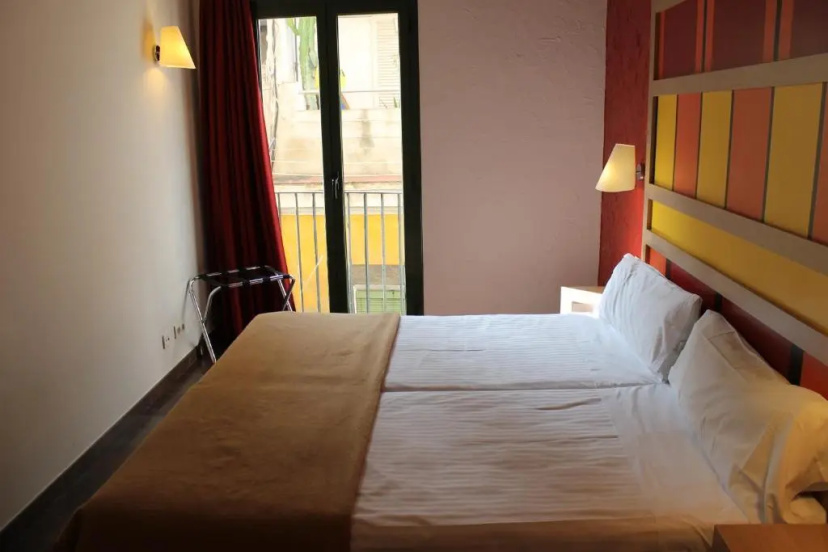 Apartments Ciutat Vella — забронировать отель в Барселоне
