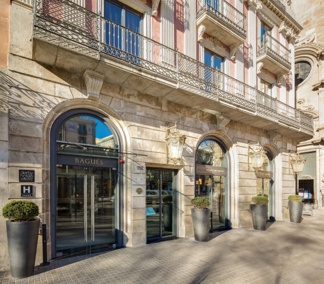 Hotel Bagues, a Small Luxury Hotels of the World — забронировать отель в Барселоне