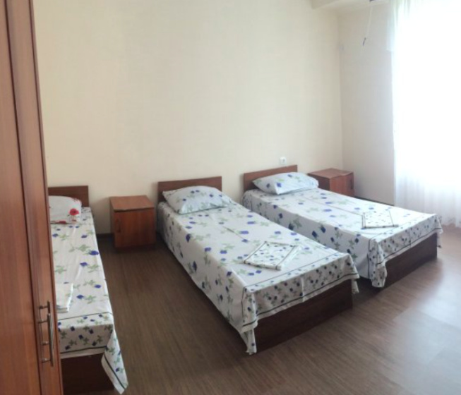Na Ulitse Abazgaa Apartments — комфортный отель в Гагра