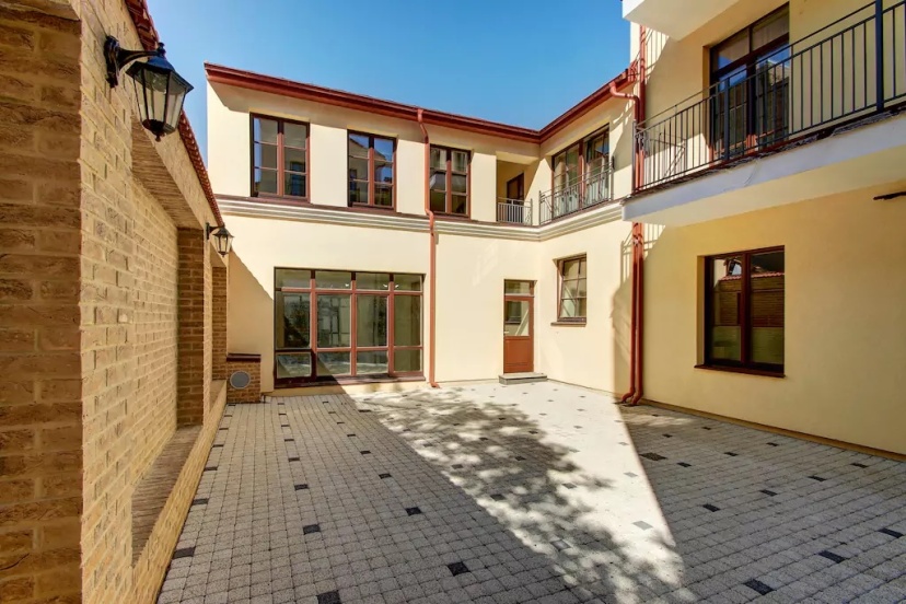Odminiu Square Apartment — забронировать отель в Вильнюсе