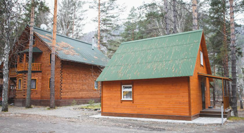 Cottage Arjan And Gostevoy — отель в Манжерок, Россия