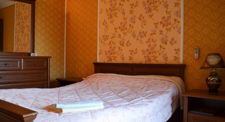 Цены на Mini Hotel Teremok в Алушта