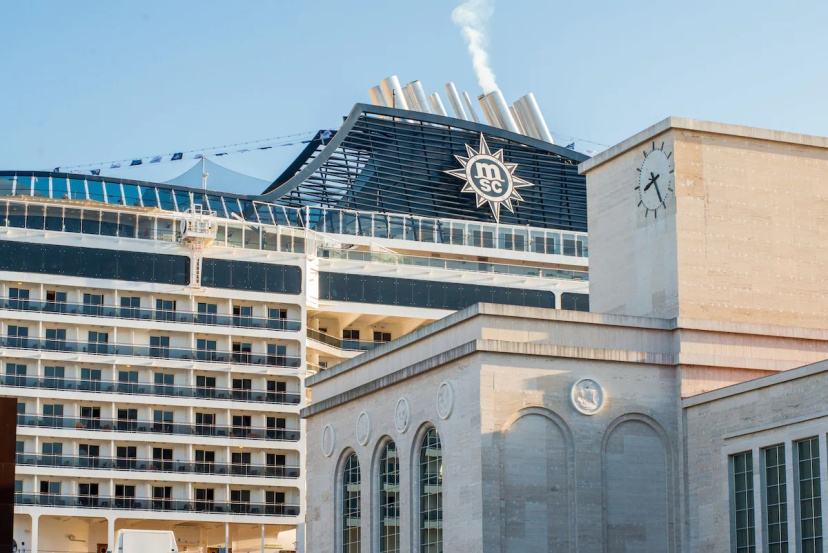 Smart Hotel Napoli — отель с удобствами в Неаполе
