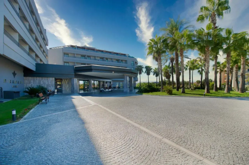 Miramare Beach Hotel — отель в удобной локации в Манавгат