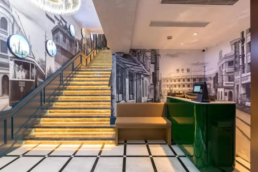Jinglai Hotel (Shanghai Bund East Nanjing Road Pedestrian Street) — отель с отзывами гостей в Шанхае