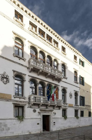 Radisson Collection Hotel, Palazzo Nani Venice — всё о проживании в Венеции