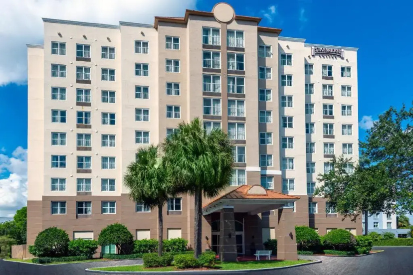 Otel' Staybridge Suites Miami Doral Area by IHG — комфортный отель в Майами
