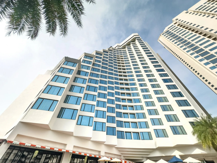 Otel' Rembrandt Bangkok — отель в удобной локации в Бангкоке