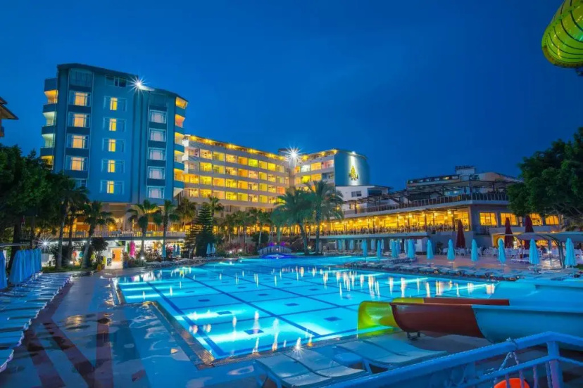 Otel' Mira Meridia Beach Resort — всё о проживании в Аланье