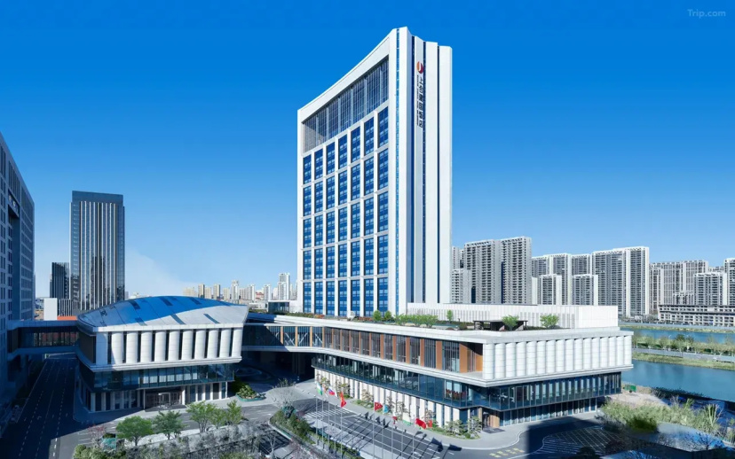 Shanghe Jianguo Hotel — отель в удобной локации в Циндао