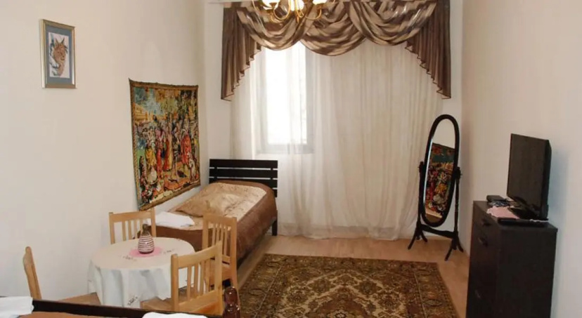 Antique Apartment — отель в Тбилиси, Грузия