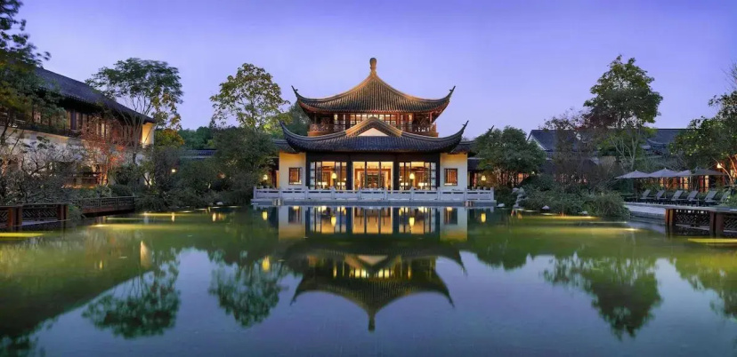 Four Seasons Hotel Hangzhou at West Lake — комфортный отель в Ханчжоу