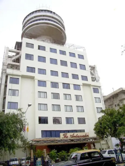 The Ambassador, Mumbai — отель с удобствами в Мумбаи