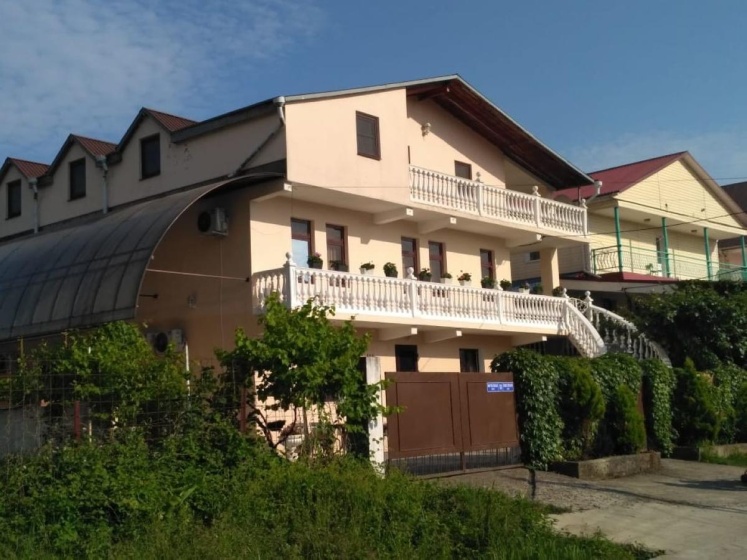 Sakura Guesthouse — отель в Сочи, Россия