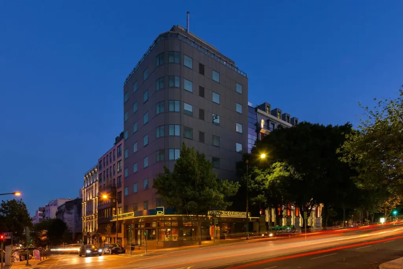 Dom Carlos Liberty Hotel — отель с удобным расположением в Лиссабоне