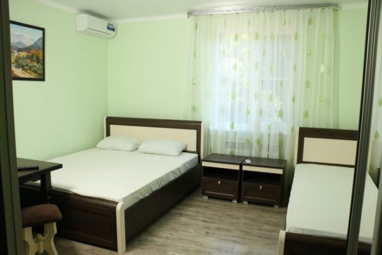 Loo Village Guest House — забронировать отель в Сочи