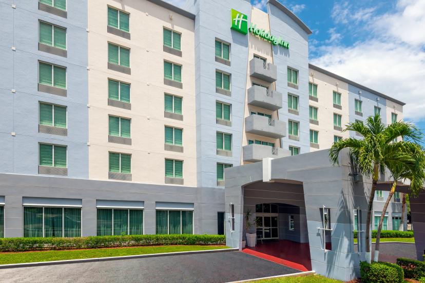 Holiday Inn Miami-Doral Area by IHG — комфортный отель в Майами