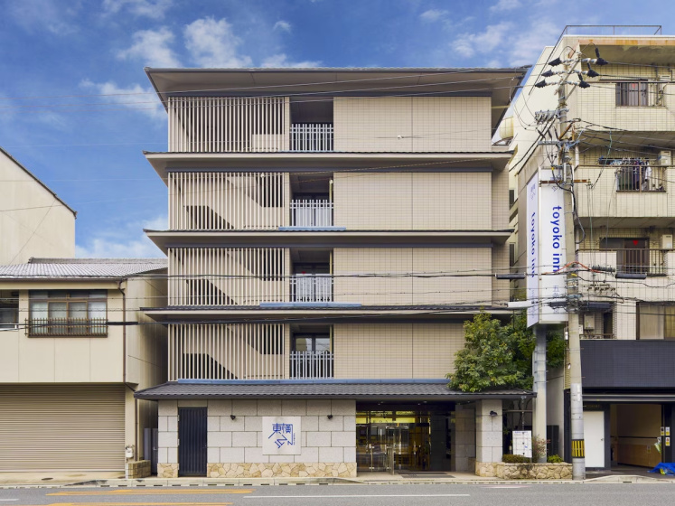 Toyoko Inn Kyoto Gojo-omiya — комфортный отель в Киото