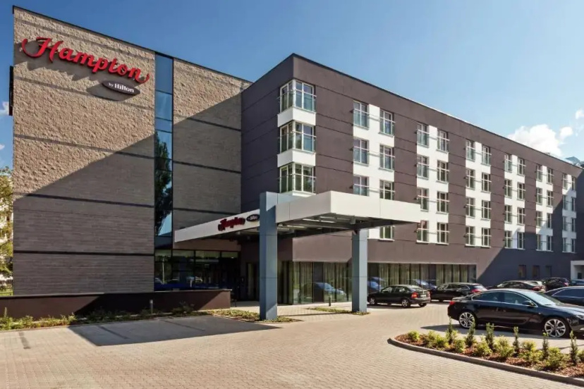 Hampton by Hilton Warsaw Airport — отель рядом с интересными местами в Варшаве