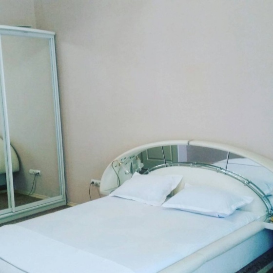 Цены на Sevastopolskaya 30/2 Apartments в Симферополе