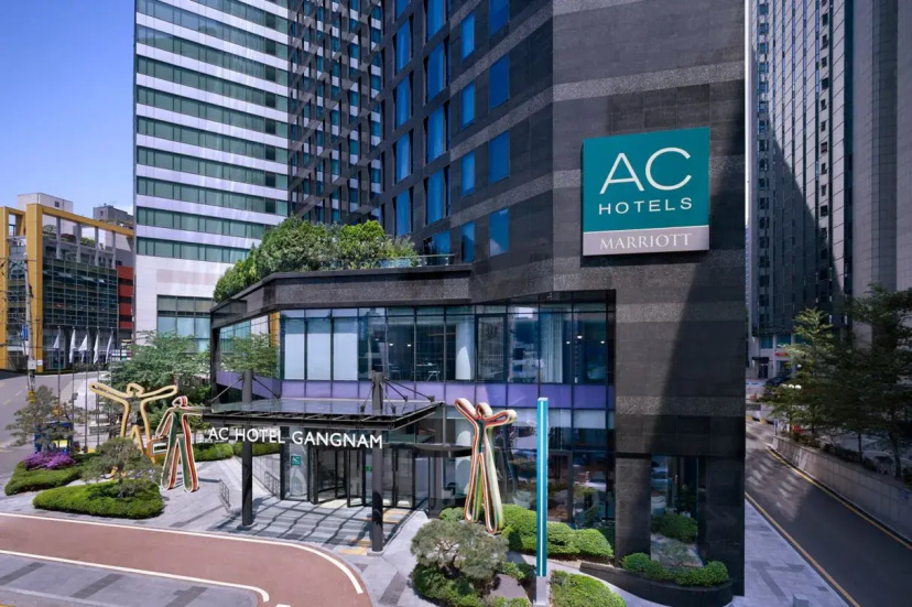 AC Hotel by Marriott Seoul Gangnam — отель с удобствами в Сеул